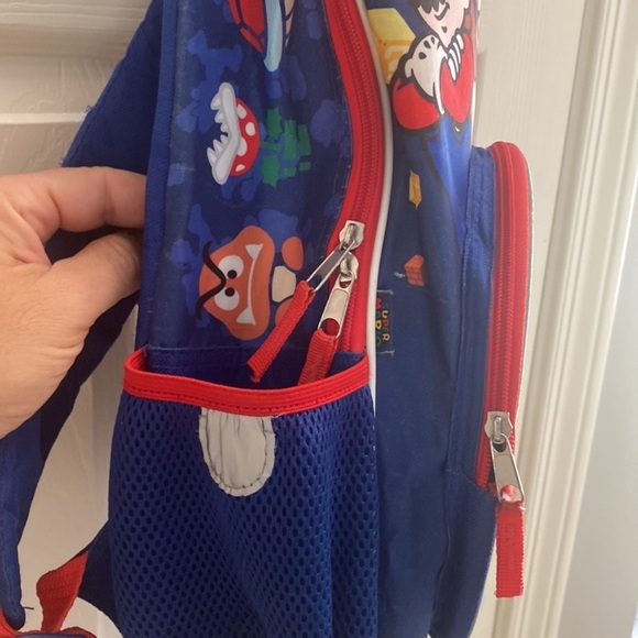 Mario bag pack in good condition - Picture 3 of 6
